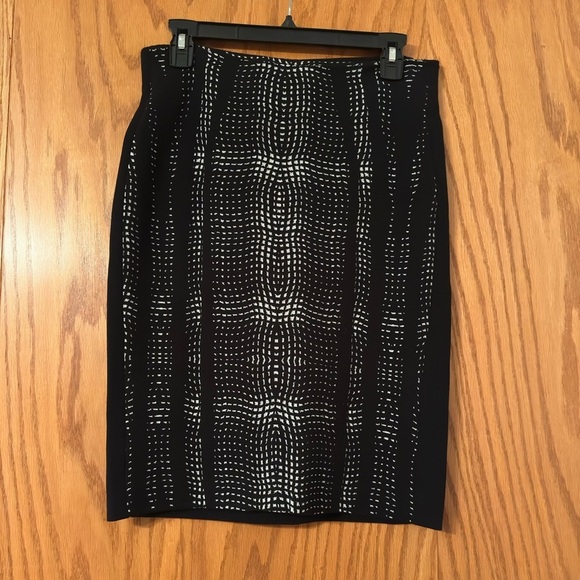 Diane Von Furstenberg Panel Marta Skirt - Size 8 - Picture 3 of 11